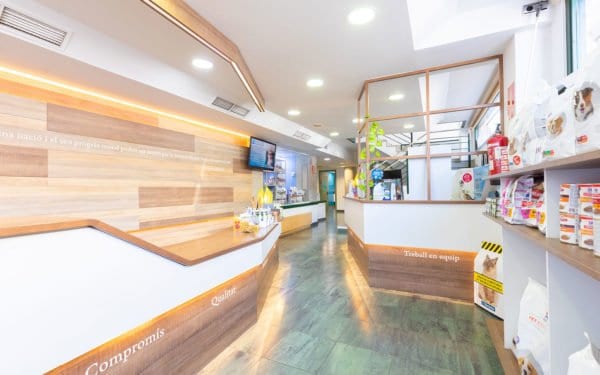 Recepció y Sala de Espera